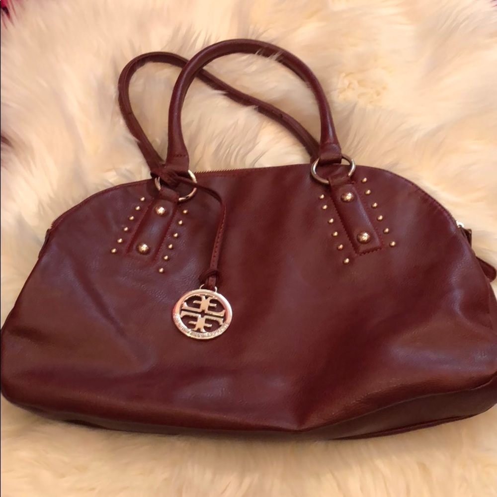 Fergi by Gianni Ferrante! Beautiful burgundy bag